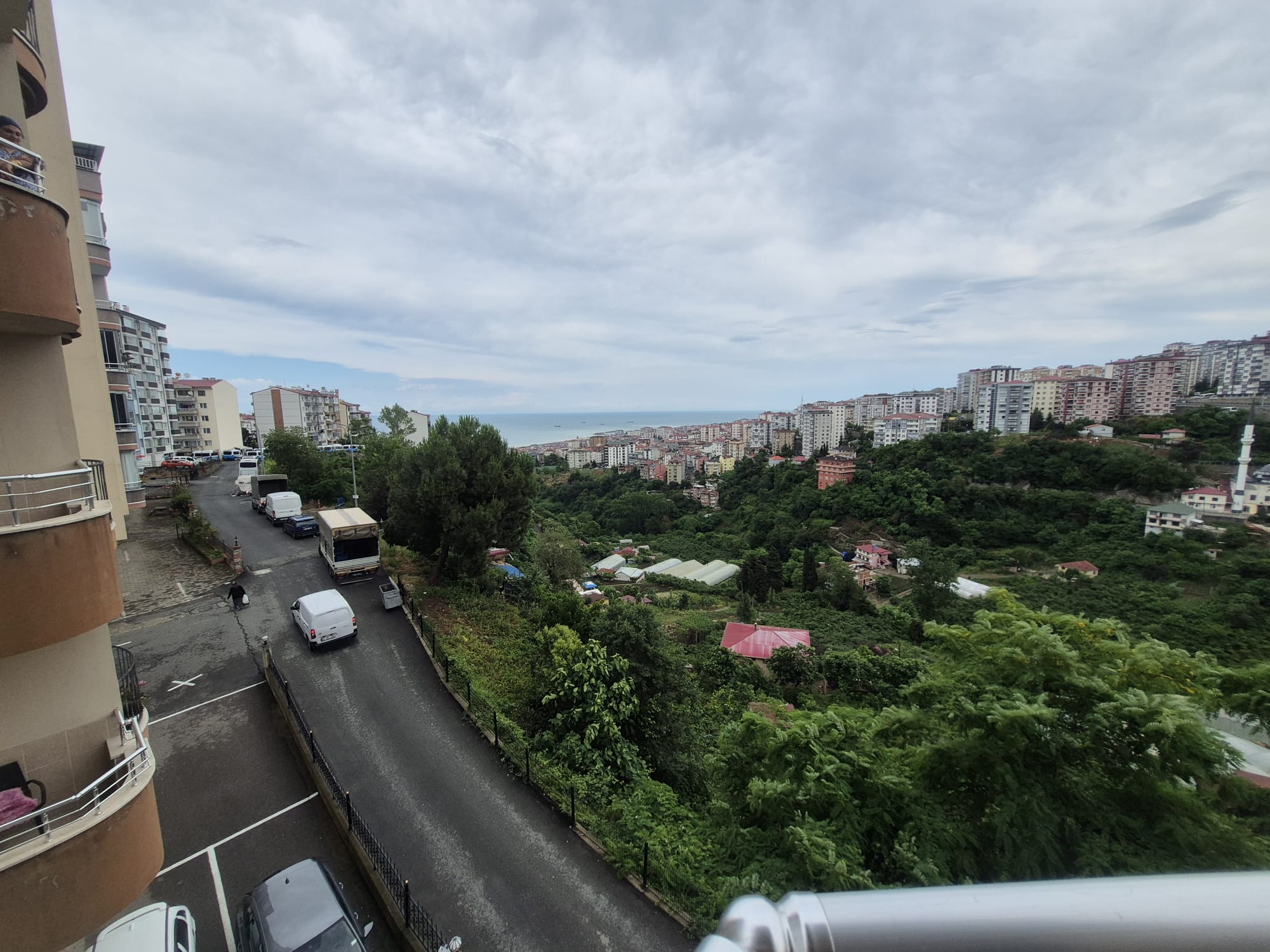 KARŞIYAKA UMUT SİTESİ SATILIK